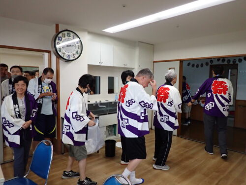 かき氷大会と盆踊り